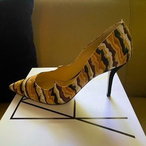 Paul Andrew tan suede pump